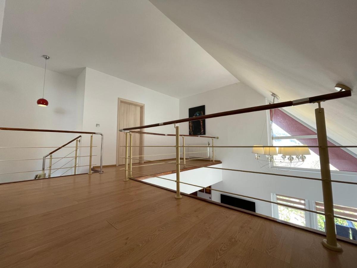 Apartament Kyra Penthouse Sinaia Exterior foto